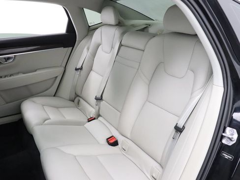 Used 2018 Volvo S90 T5 Momentum w/ Convenience Package AWD/4WD image 30