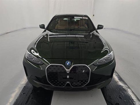 Used 2022 BMW i4 eDrive40 image 36