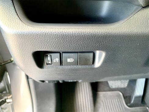 Used 2023 Toyota RAV4 LE image 28