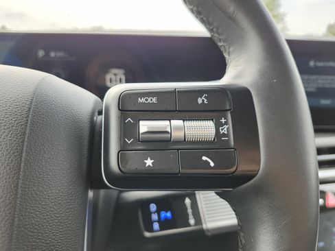 Used 2025 Hyundai Santa Fe SEL image 35