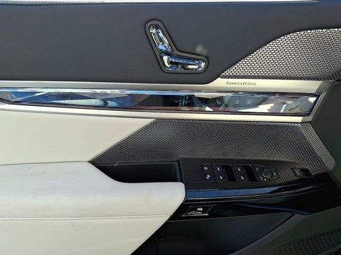 New 2026 BMW 760i xDrive w/ Executive Package AWD/4WD image 10