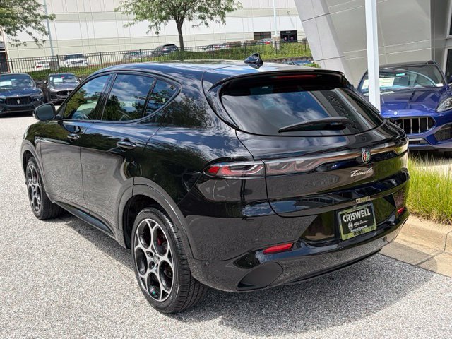 Used 2025 Alfa Romeo Tonale w/ Premium Package AWD/4WD image 7