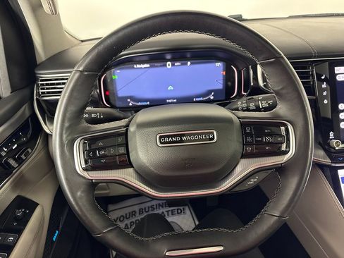 Used 2023 Jeep Grand Wagoneer L 4WD w/ Rear Seat Video Group 1 image 19