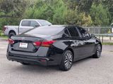 Used 2024 Nissan Altima 2.5 SV image 3