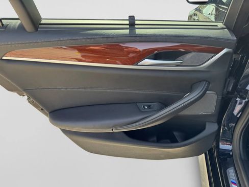 Used 2021 BMW M5 w/ Executive Package image 26