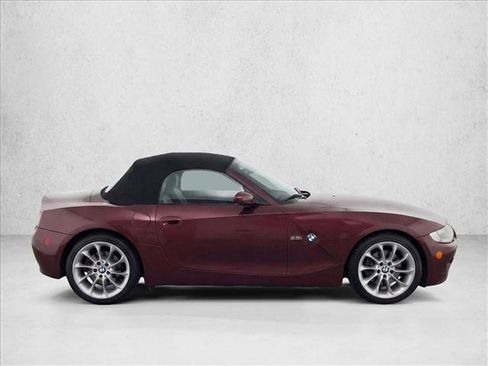 Used 2005 BMW Z4 2.5i image 8