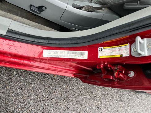 Used 2008 Dodge Avenger SXT FWD image 33