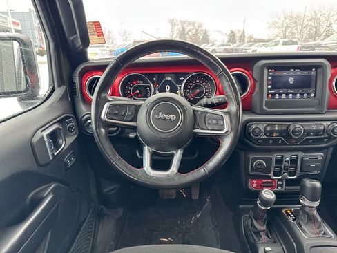 Certified 2021 Jeep Wrangler Unlimited Rubicon w/ Cold Weather Group image 15