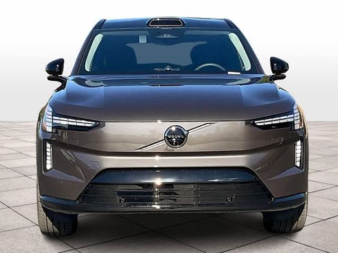 New 2025 Volvo EX90 Ultra w/ Protection Package Premier image 5