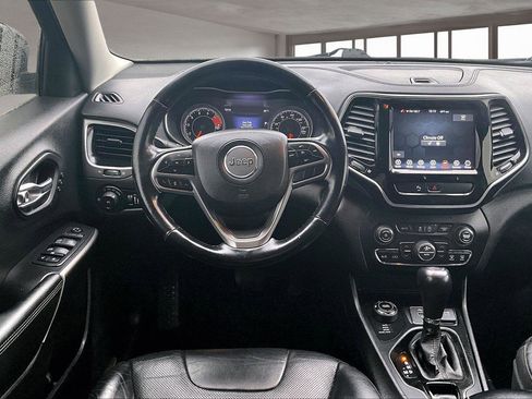 Used 2020 Jeep Cherokee Limited image 6