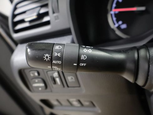 Used 2022 Toyota 4Runner Limited AWD/4WD image 34