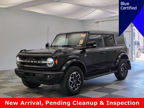 Certified 2023 Ford Bronco Outer Banks AWD/4WD image 1