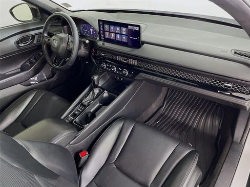 Used 2023 Honda Accord Sport image 31