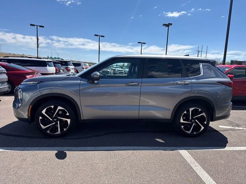 Used 2024 Mitsubishi Outlander SE AWD/4WD image 22