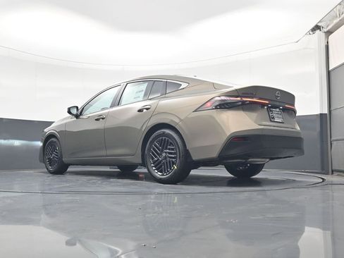 New 2026 Nissan Sentra SV w/ Floor Mat Package FWD image 19