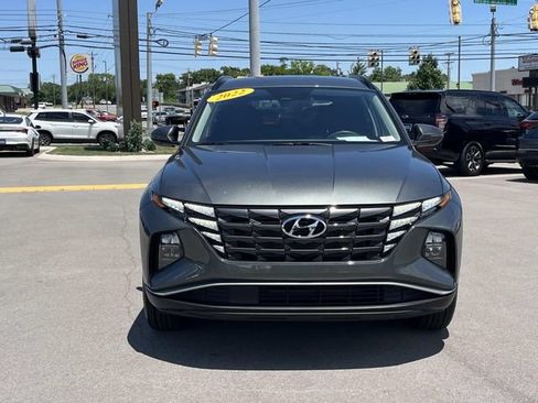 Certified 2022 Hyundai Tucson SEL FWD image 2