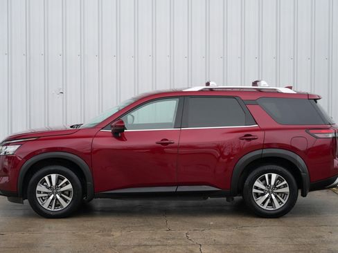 Used 2022 Nissan Pathfinder SL w/ Lighting Package (N92) image 49