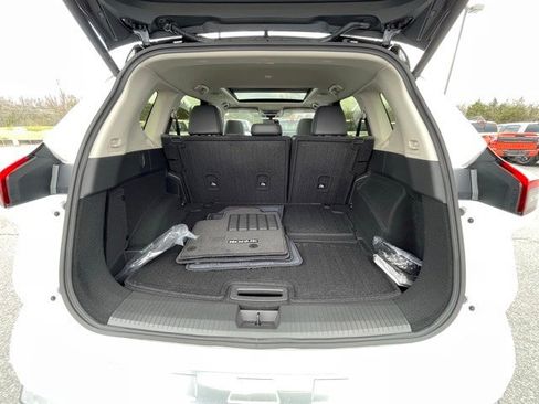 New 2025 Nissan Rogue SL w/ SL Premium Package image 18