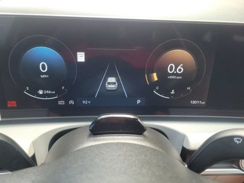 Used 2025 Hyundai Tucson SEL FWD image 25