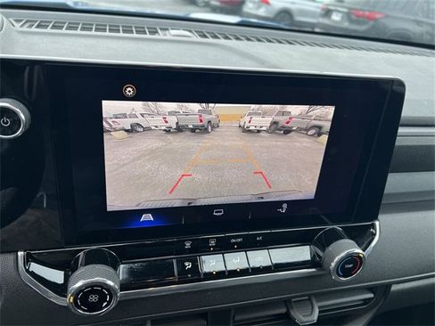 Used 2024 Chevrolet Colorado Trail Boss w/ Advanced Trailering Package image 21