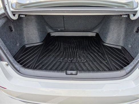 Used 2022 Honda Accord Sport image 19