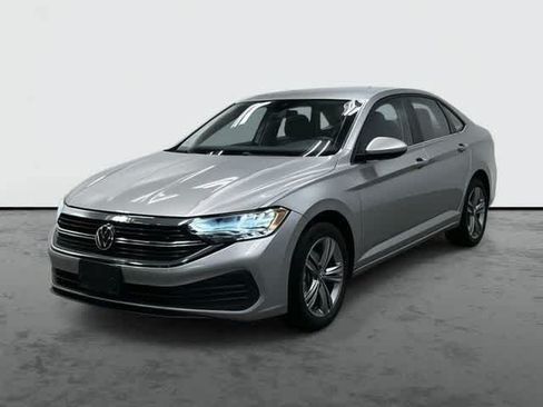 Used 2024 Volkswagen Jetta SE FWD image 1