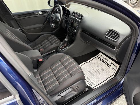Used 2013 Volkswagen GTI 4-Door FWD image 17