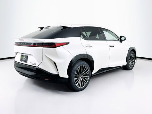 Used 2023 Lexus RZ 450e Premium w/ Accessory Package (Z1) image 9