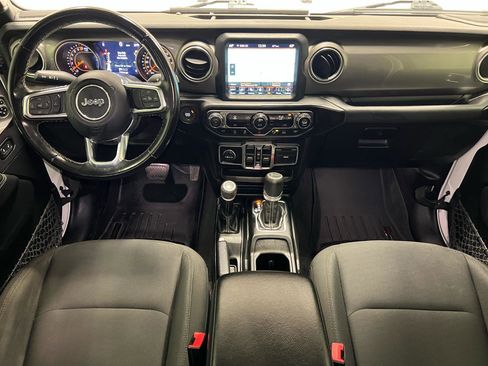 Used 2020 Jeep Gladiator Overland image 26