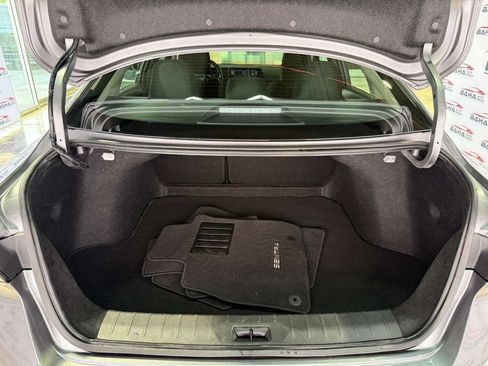 Used 2026 Nissan Sentra SR w/ Floor Mat Package FWD image 39