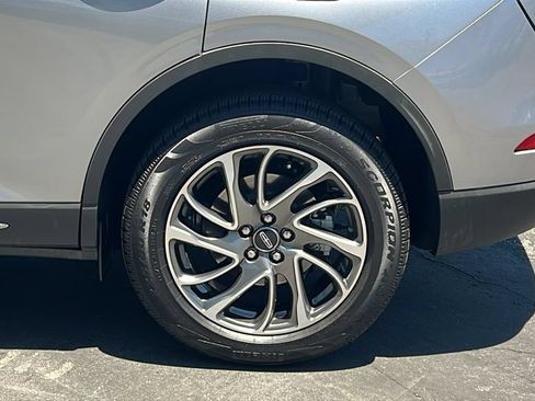 Certified 2022 Lincoln Corsair FWD image 7