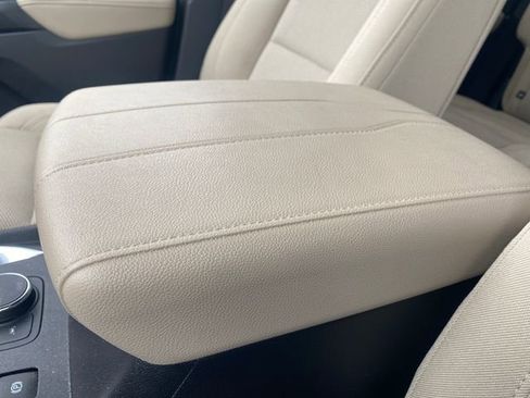 Used 2023 Chevrolet Traverse LS w/ Midnight/Sport Edition image 30