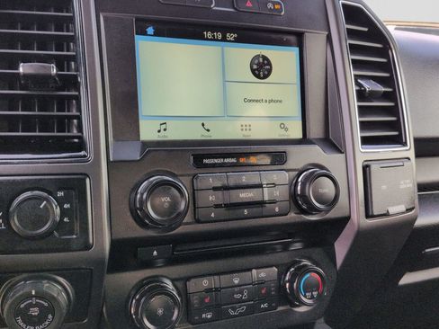 Used 2018 Ford F150 XLT w/ Equipment Group 302A Luxury image 33