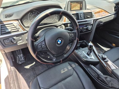 Used 2016 BMW 320i Sedan RWD image 11