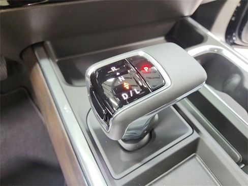 New 2026 GMC Sierra 1500 SLT w/ SLT Premium Plus Package image 29