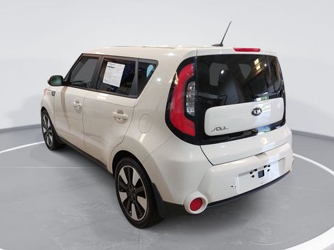 Used 2015 Kia Soul ! w/ Umber Package 1 FWD image 7
