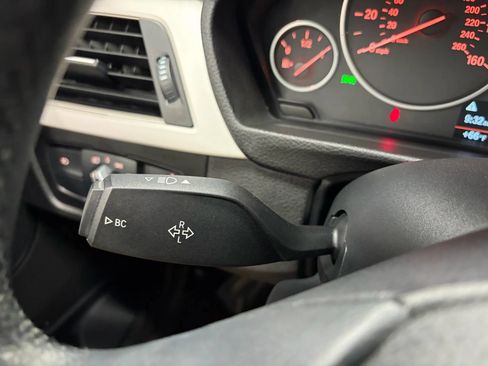 Used 2017 BMW 320i xDrive Sedan image 36