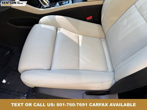 Used 2026 Volvo XC40 B5 Plus AWD/4WD image 27