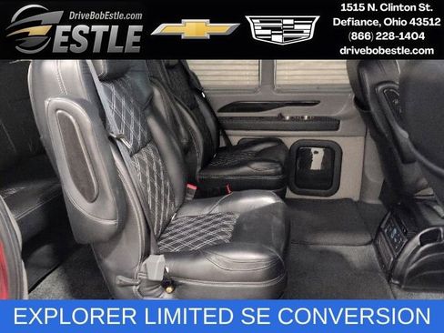 Used 2021 Chevrolet Express 2500 LS w/ Enhanced Convenience Package RWD image 26