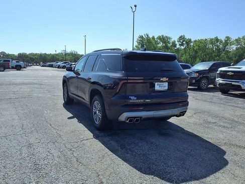 Used 2025 Chevrolet Traverse LT AWD/4WD image 33