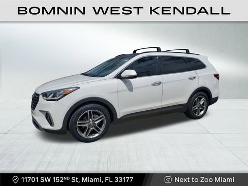 Used 2018 Hyundai Santa Fe SE image 4