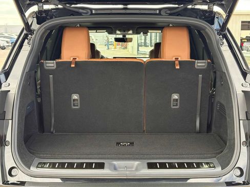 Used 2026 INFINITI QX60 Autograph w/ Dark Cargo Package image 10