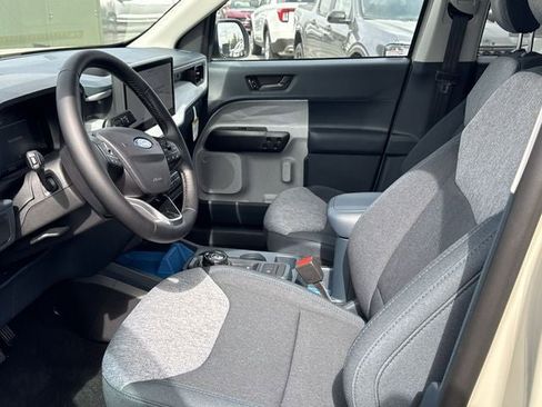 New 2025 Ford Maverick XLT w/ XLT Luxury Package image 11