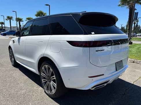 New 2026 Land Rover Range Rover Sport Dynamic SE AWD/4WD image 3