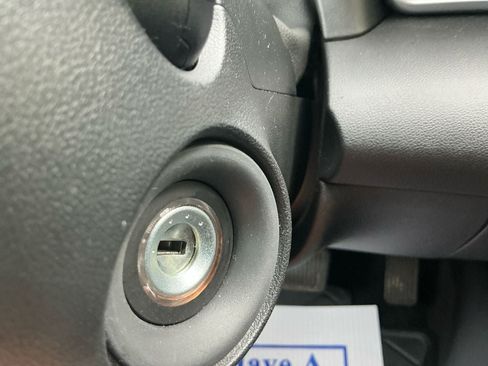 Used 2025 Hyundai Elantra SE FWD image 20