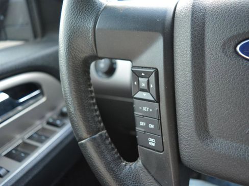 Used 2017 Ford Expedition XLT w/ Equipment Group 202A image 30