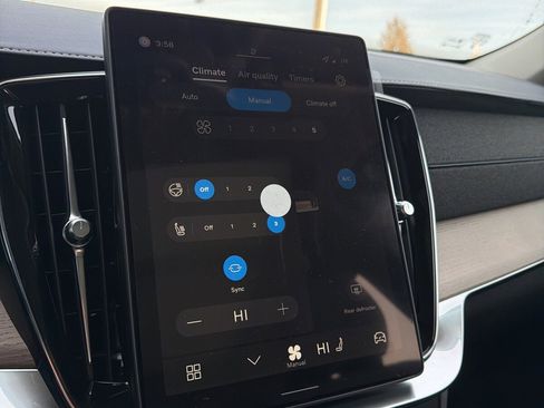 New 2026 Volvo XC90 B5 Core w/ Protection Package Premier image 22