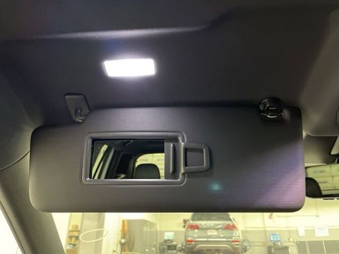 New 2026 Volkswagen Tiguan SE R-Line image 24