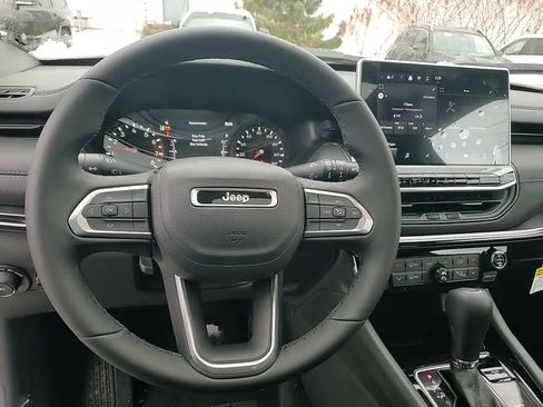 New 2026 Jeep Compass Latitude w/ Sun and Sound Group image 36