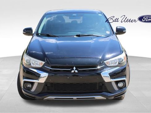 Used 2019 Mitsubishi Outlander Sport SE FWD image 2